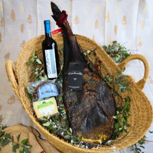 Lote Tesoro de la Dehesa | Paleta Ibérica de Bellota, Quesos y Vino